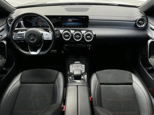 Mercedes CLA 200 2021г